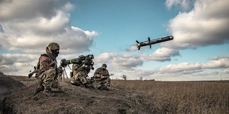 Baltık ülkeleri, Ukrayna’ya kendi envanterindeki ABD üretimi silahları gönderecek