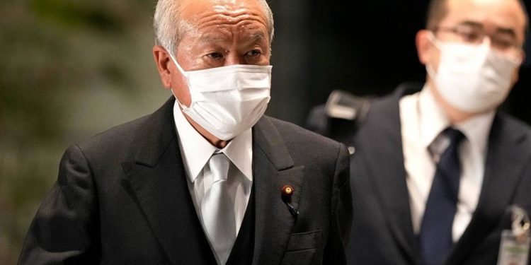 Japonya’da Maliye Bakanı Yen değer kaybederken; döviz kurunda istikrar uyarısı yaptı