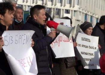 Kazakistan’da akaryakıtta tavan fiyat kalktı; ülke genelinde LPG zammına karşı protestolar başladı