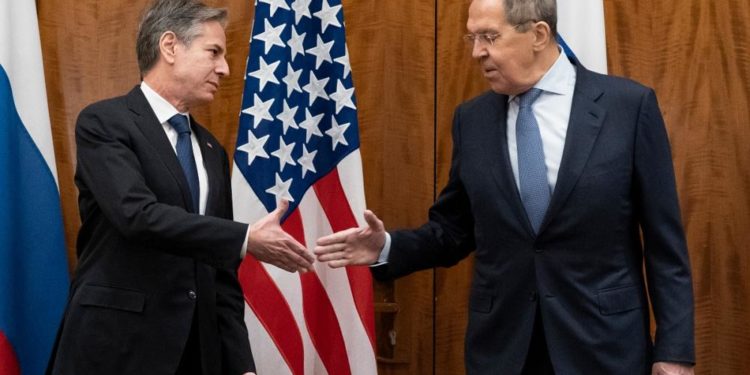 Blinken: Rusya’nın önünde iki yol bulunuyor; ya diplomasiyi ya da çatışmayı tercih edecek