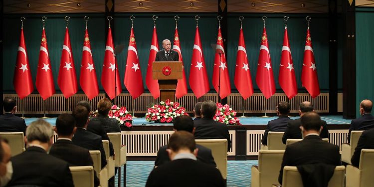 Erdoğan: Elektrik faturalarındaki şikayetler sonrası tarifelerde değişikliğe gidilecek