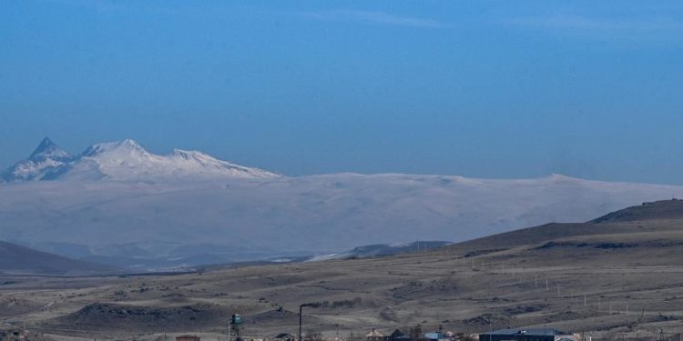 Türkiye ile Ermenistan ‘normalleşme’ için Moskova’da masada: Sınırda umutlu bekleyiş