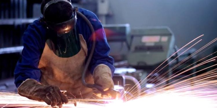 130 bin işçiyi ilgilendiren toplu sözleşme imzalandı: Yüzde 57 zam