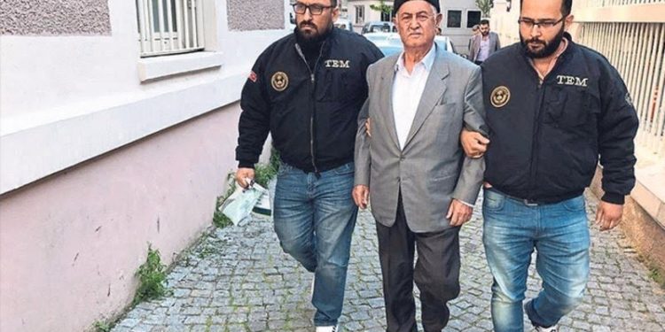 80 yaşındaki hasta tutuklu Gürbüz Dönmez’e cezaevi işkencesi: ‘Ömrümün son demi bir hapishane köşesinde geçmekte’
