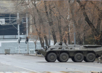 AB: Kazakistan'a giden dış askeri destek ülkenin egemenliğine saygı göstermeli