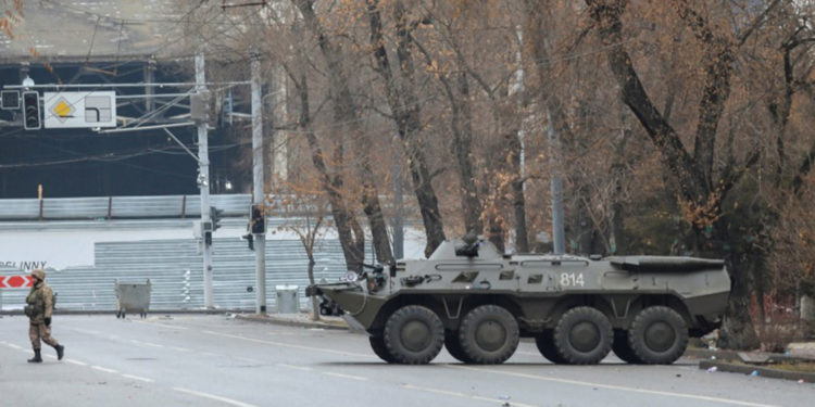 AB: Kazakistan'a giden dış askeri destek ülkenin egemenliğine saygı göstermeli