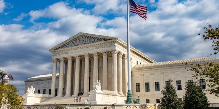 ABD Yüksek Mahkemesi, Biden'ın zorunlu Covid-19 aşısı kararını durdurdu