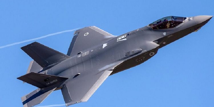ABD, denize düşen F-35’e Çin’den önce ulaşmak için zamanla yarışıyor