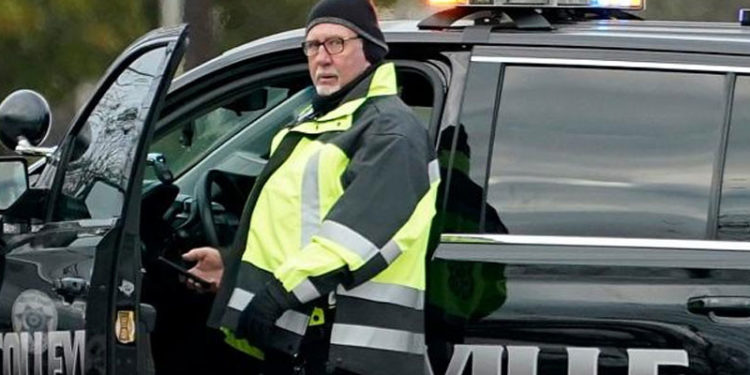 ABD'de bir sinagogda haham dahil birçok kişi rehin alındı