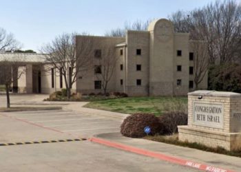 ABD'de bir sinagogda hahamın da olduğu dört kişi rehin alındı