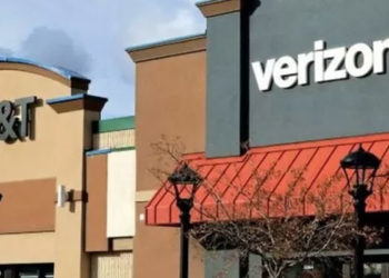 ABD'de iki büyük telefon şirketi hükümetin 5G servisine geçişin ertelenmesi talebini reddetti