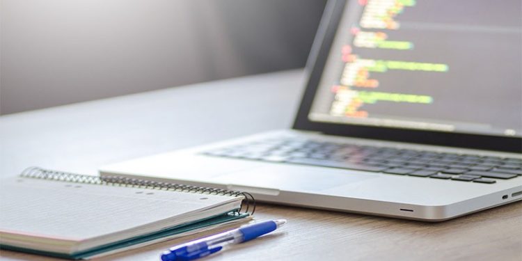 ABD'de vaka artışı nedeniyle birçok üniversite uzaktan eğitime dönüyor