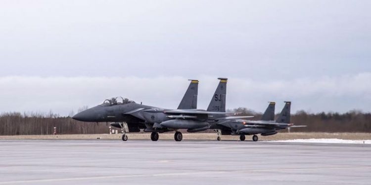 ABD'ye ait savaş uçakları Estonya'ya konuşlandırıldı