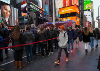 ABD’de bir günde 1 milyona yakın vaka tespit edildi