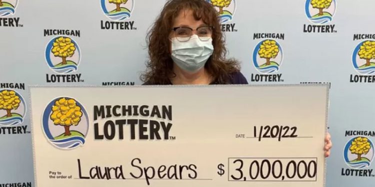ABD’de bir kadın lotodan 3 milyon dolar kazandığını spam klasörünü kontrol ettikten sonra fark etti