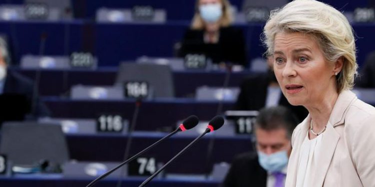 AB'den Ukrayna'ya 1,2 milyar euroluk yardım