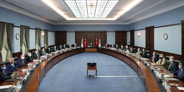 AKP MYK toplanıyor: Gündem Rusya-Ukrayna krizi ve ekonomi