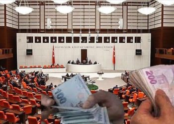 AKP'den ekonomiye ilişkin 4 maddelik yasa teklifi