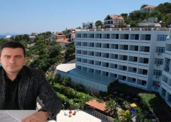 AKP’li başkan ‘İslami otel’ine içki ruhsatı aldı