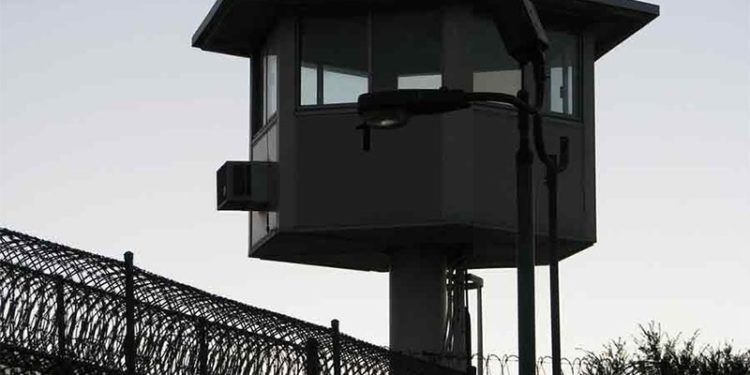 ATO İnsan Hakları Komisyonu: Cezaevlerindeki çocuklar süte ve beze erişemiyor