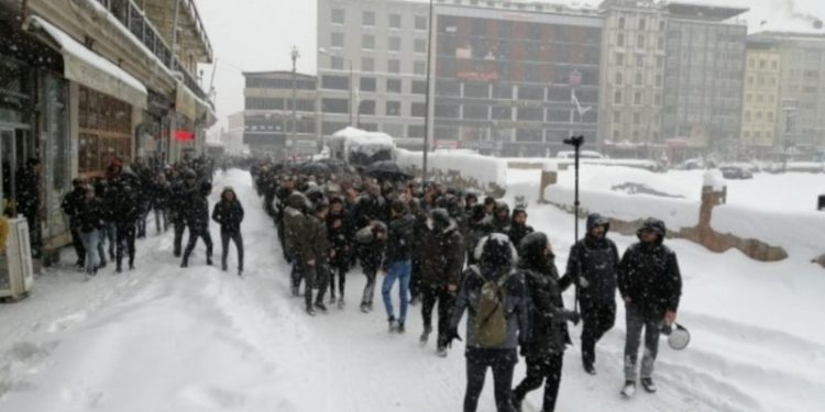 Abdullah Zeydan'a Yüksekova'da coşkulu karşılama