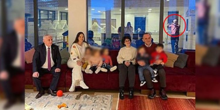 Adalet Komisyonu Başkanı hakim, ‘müebbetlik’ firari Galip Öztürk’ün fotoğrafçısı çıktı