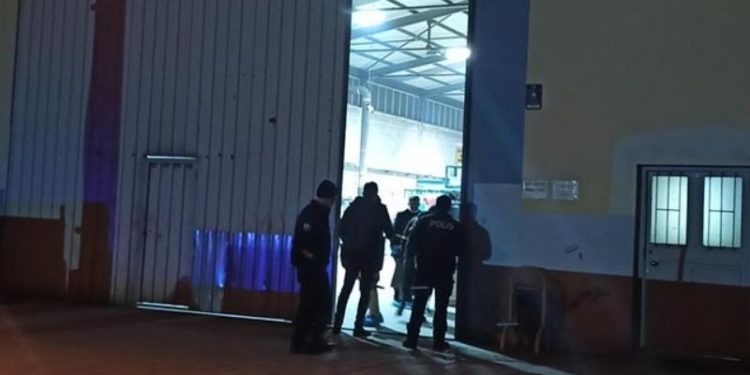 Afgan işçiler arasındaki 'yer vermeme' kavgası ölümle bitti