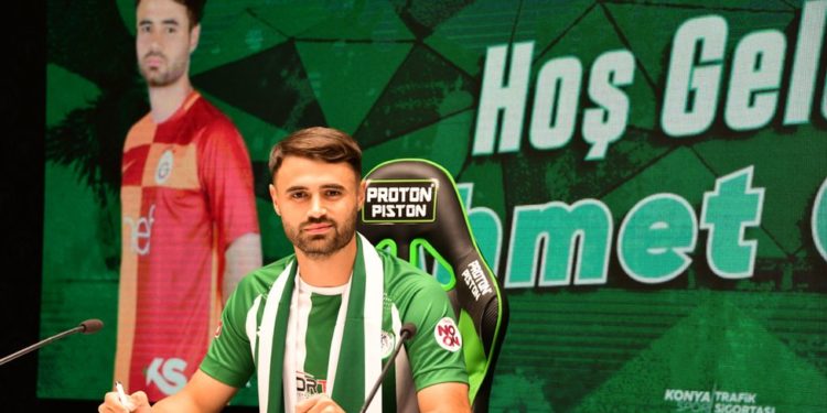Ahmet Çalık: Konyasporlu futbolcu trafik kazasında hayatını kaybetti