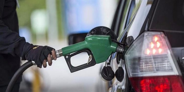 Akaryakıtta zam yağmuru yaşanmıştı: 'Sektör batıyor'