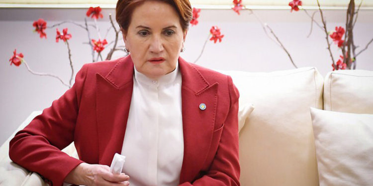 Akşener: Erdoğan kadınları değersiz gördüğü için acımasız baskı yapıyor
