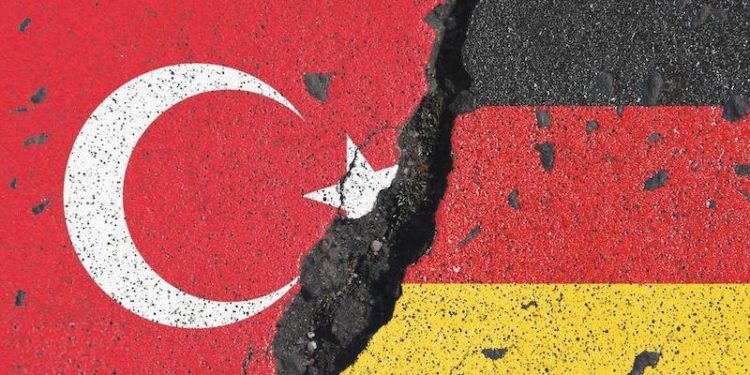Almanya-Türkiye ilişkilerinde fırtına öncesi sessizlik mi yaşanıyor?