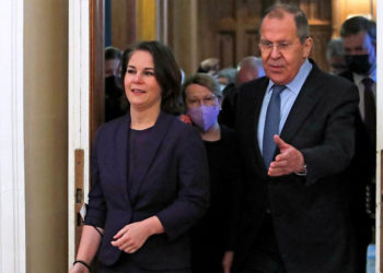 Almanya ve Rusya'nın dışişleri Moskova'da görüştü