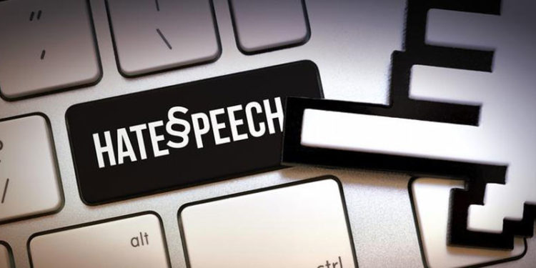 Almanya'da internet yasası: 150 bin ceza soruşturması bekleniyor
