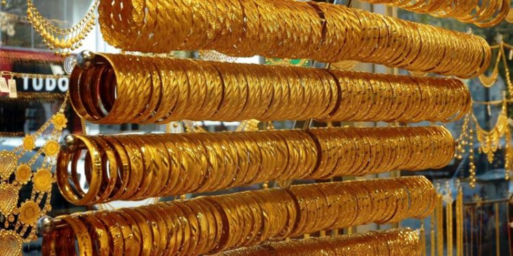 Altın fiyatlarında düşüş sürüyor