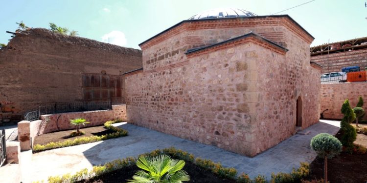 Anadolu'daki ilk umumi tuvalet olan 'sık dişini helası' müze oldu