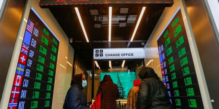 Analiz: Ankara’nın kur hedefi kur korumalı mevduat sahiplerini vurabilir