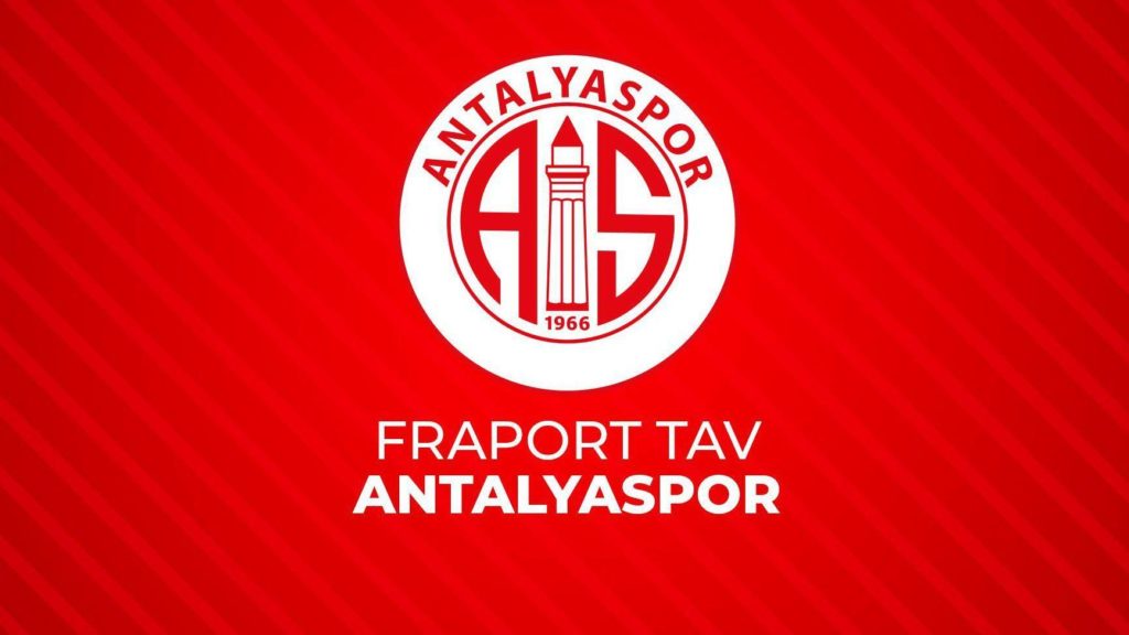 Antalyaspor'da 4 futbolcu kadrodan çıkarıldı!