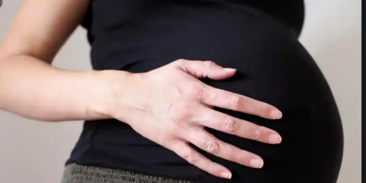 Araştırma: Covid-19'a yakalanan gebelerin riskli doğum ihtimali daha yüksek olabilir