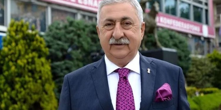 Artık ekmek ve sigarayı sadece bakkallar satacak