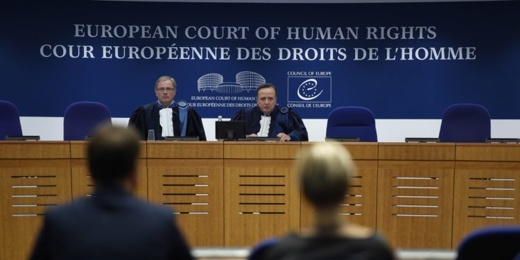 AİHM’den, AYM’nin ‘dayanaktan yoksun’ dediği çıplak arama için hak ihlali kararı