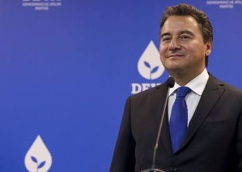 Babacan: Çiftçimizin sesi Külliye'ye ulaşmıyor ama ithalatçı lobisi kolay ulaşıyor