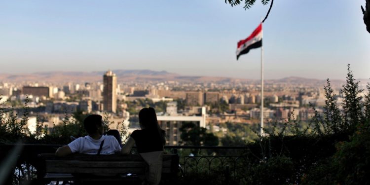 Bahreyn 10 yıl sonra Şam'a yeniden büyükelçi atadı