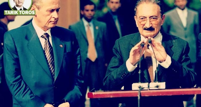 Bahçeli iskemlesini tekmeleyebilir