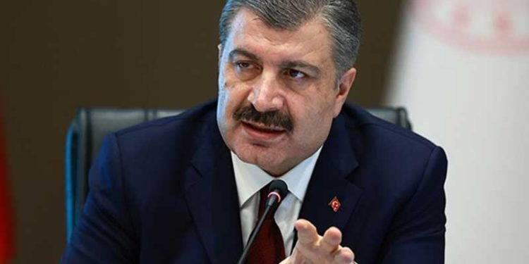 Bakan Koca: Maske kullanımında ısrar edilmelidir