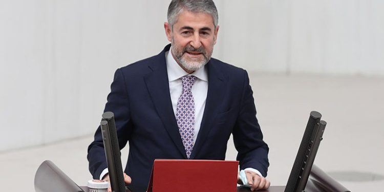 Bakan Nebati: 84,05 milyar TL kur korumalı mevduat fonu bakiyesi bulunmaktadır