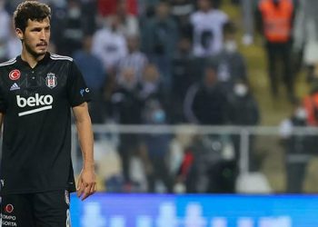 Başakşehir, Salih Uçan'ı kiraladı