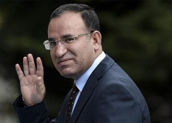 Bekir Bozdağ’a ilk talimat: 'AKP yargıyı ele geçirdi’ dedirtme