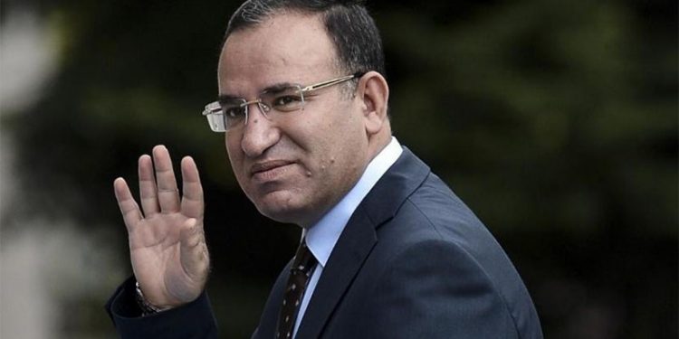 Bekir Bozdağ’a ilk talimat: 'AKP yargıyı ele geçirdi’ dedirtme