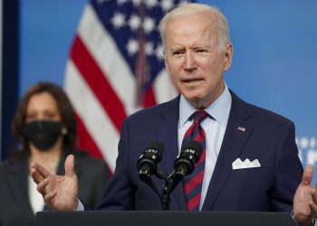 Biden: Yüksek Mahkeme yargıcı adayım siyah bir kadın olacak