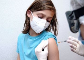 Bilim Kurulu üyesi: 5-11 yaş grubu için aşı bu hafta gündeme gelebilir